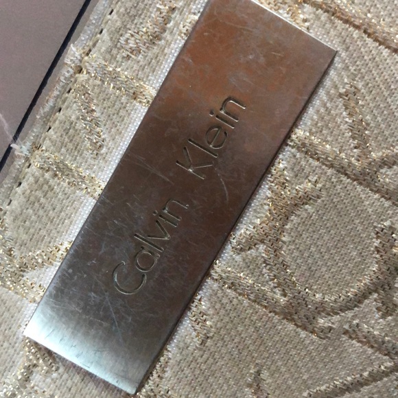 Calvin Klein clutch - Picture 2 of 5